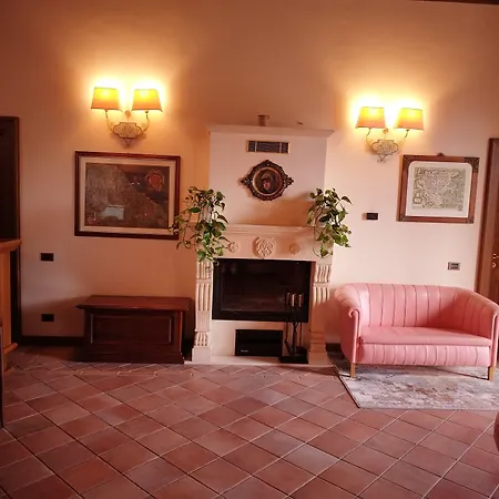 فندق San Lorenzo - & Relais Montereale