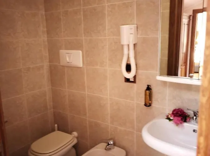 San Lorenzo - & Relais 4* Montereale